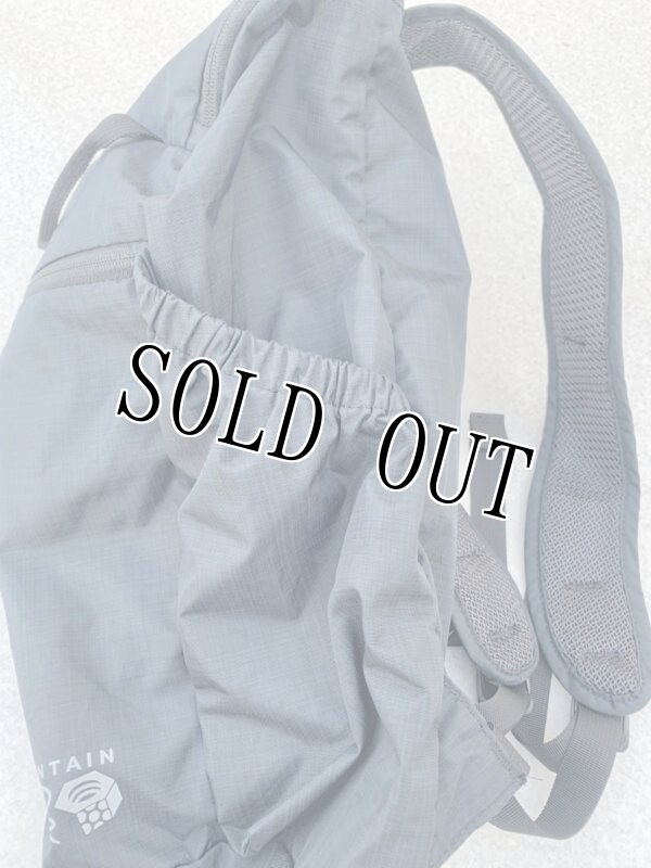 画像4: 米軍放出品 MOUNTAIN HARDWEAR   ウルトラライトウェイト15L  (4)