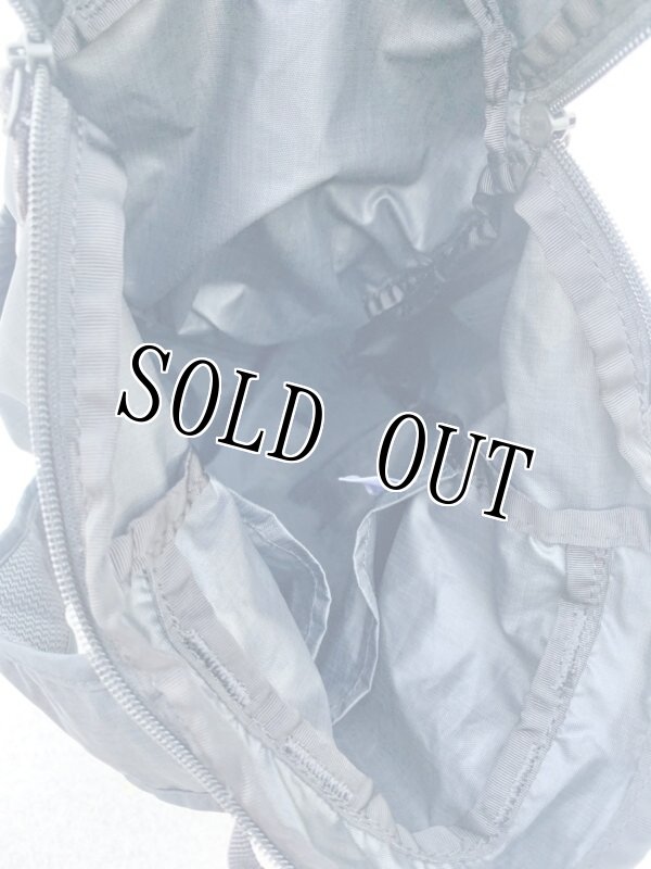 画像7: 米軍放出品 MOUNTAIN HARDWEAR   ウルトラライトウェイト15L  (7)