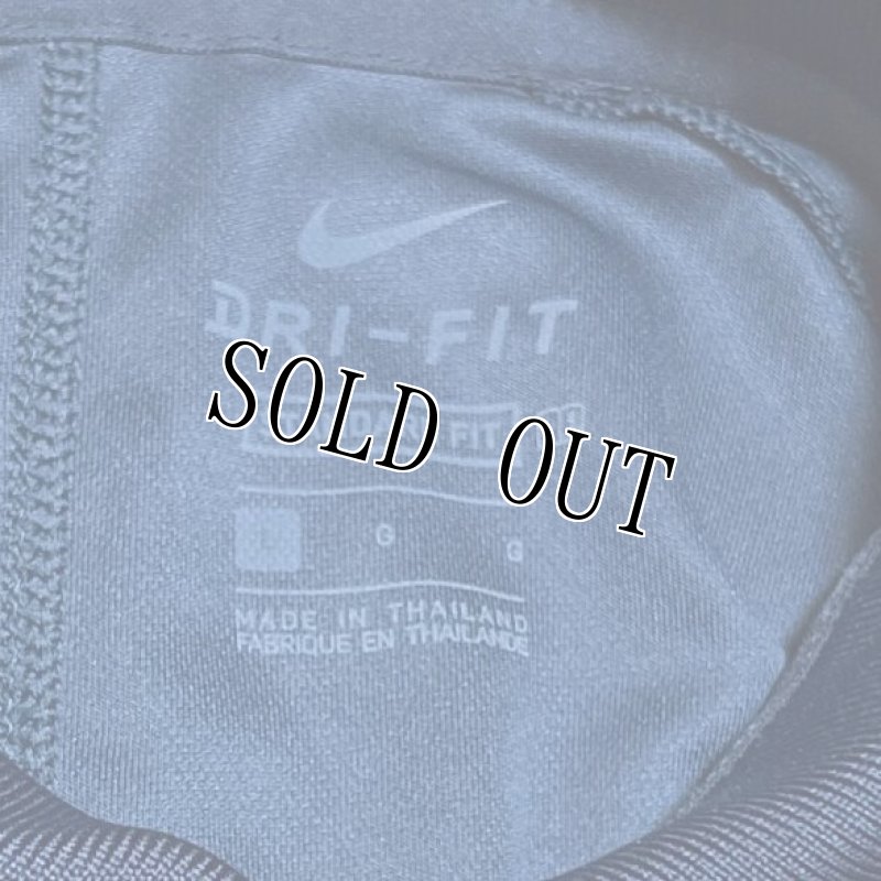 画像4: 米軍放出品　USS AMERICA　LHA　6　刺繍ポロシャツ　LARGE　NIKE (4)