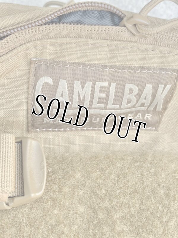 画像12: 米軍放出品  Camelbak  キャメルバック  ハイドレーションバッグ H.A.W.G（ホーグ）　コヨーテ (12)