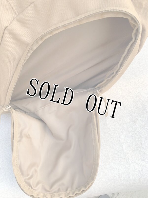 画像10: 米軍放出品 Highland Tactical ダッフル バッグ コヨーテ (10)