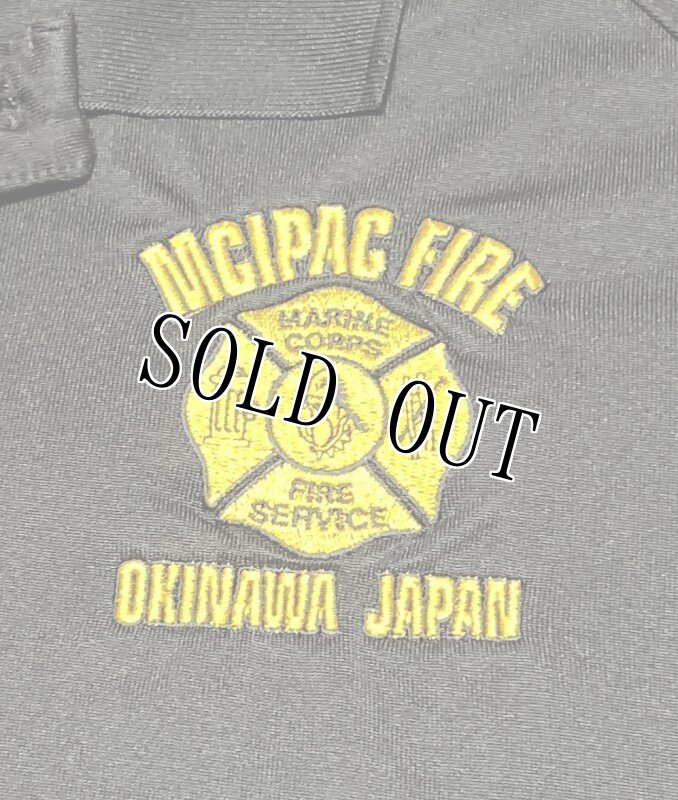 画像2: 米軍実物放出品 5,11タクティカル MCIPAC FIRE OKINAWA JAPAN ポロシャツ (2)