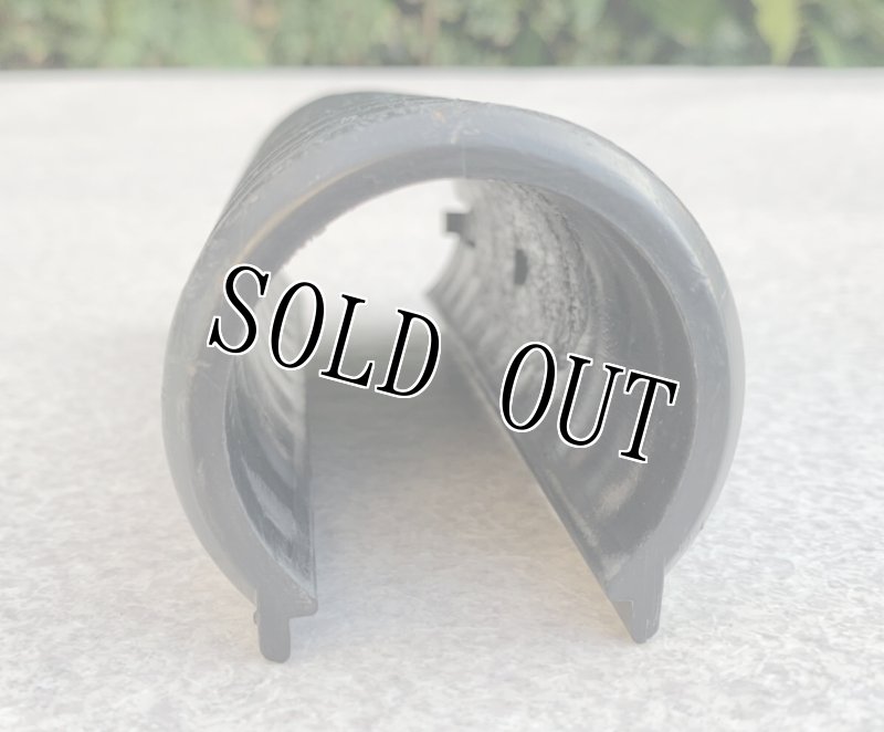 画像2: 米軍実物 M203 グレネードランチャー   バレル グリップ (2)