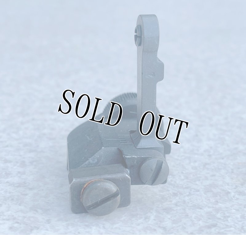 画像3: 米軍実物  KAC Flip-Up Rear Sight 300 Meter  (3)
