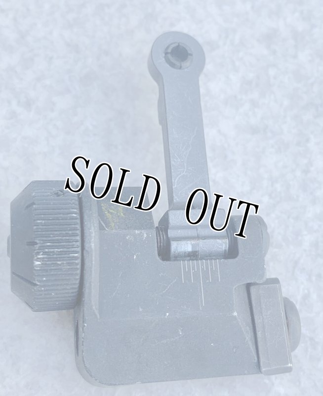 画像5: 米軍実物  KAC Flip-Up Rear Sight 300 Meter  (5)