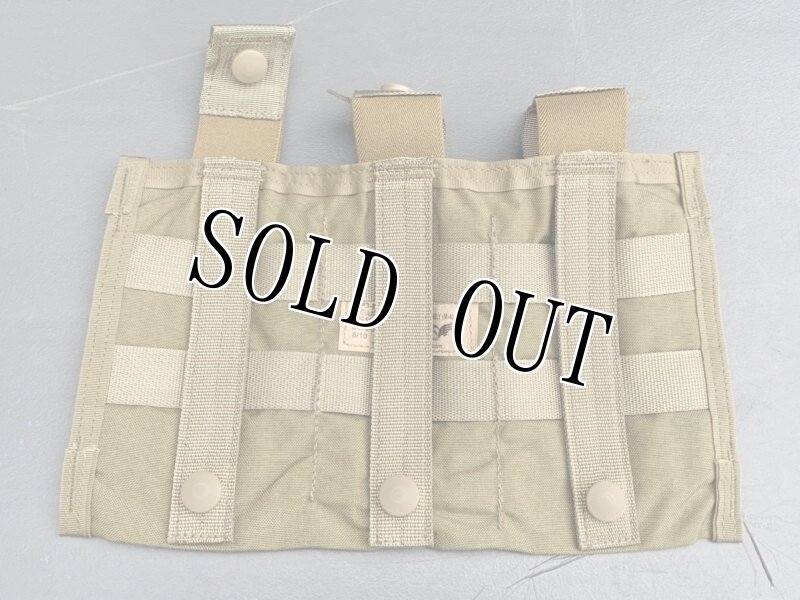 画像2: 米軍実物 EAGLE MODULAR 3 MAG CARRIER ASSEMBLY  (M-4)V.2 MP-3-M4/1-2-MS-5KH (2)