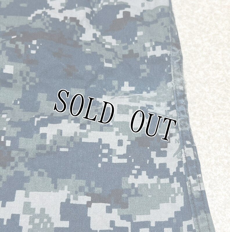 画像4: 米軍実物 US NAVY,SECURITY FORCES 迷彩ジャケット M-X LONG (4)