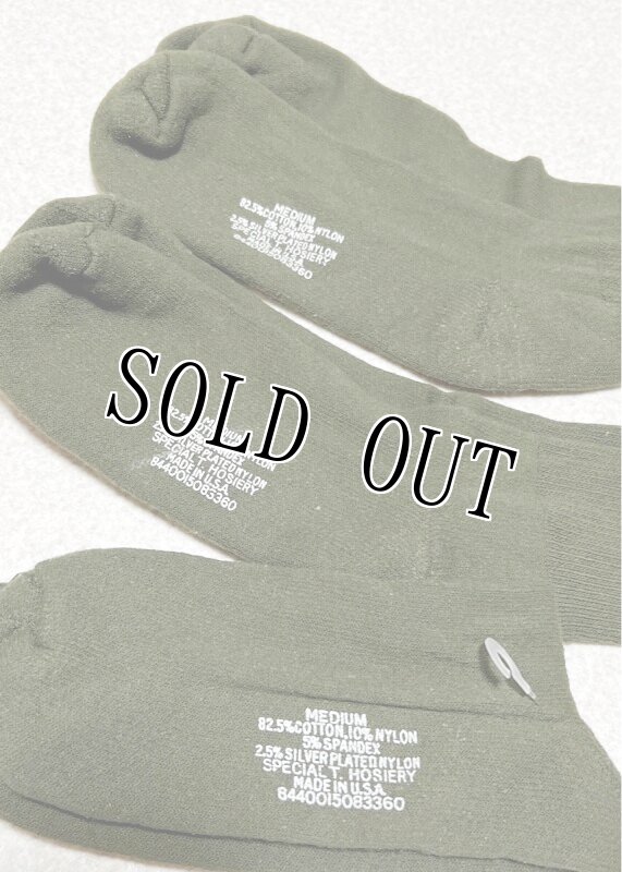 画像2: 米軍実物 GI　ブーツソックス OD 　3P　MEDIUM (2)