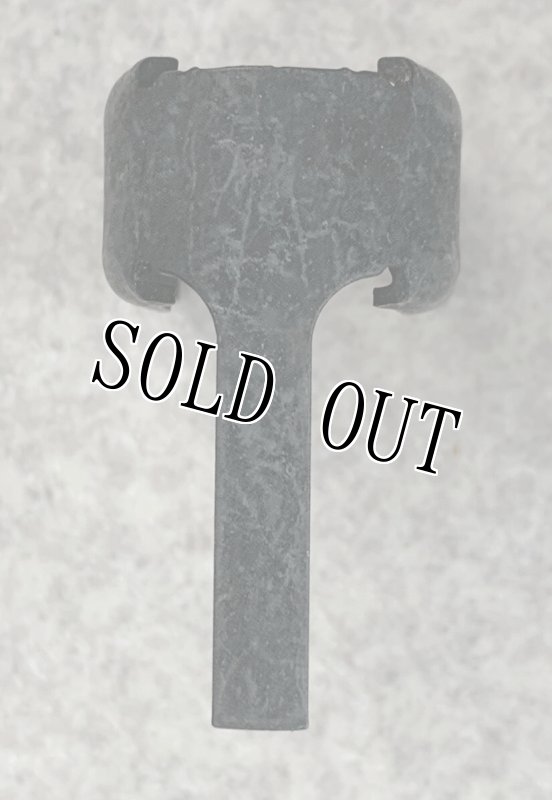 画像7: 米軍実物 M203 グレネードランチャー バレル   マウント ブラケット (7)