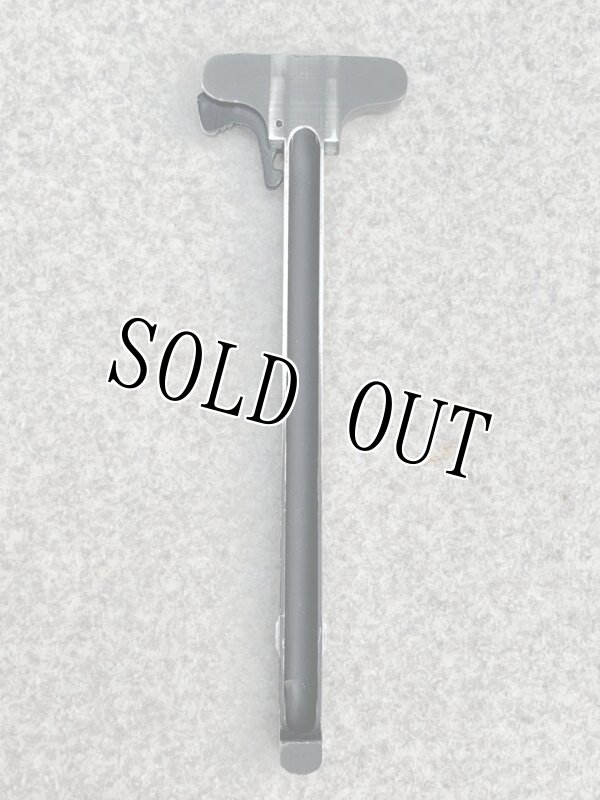 画像2: 米軍実物 COLT チャージング ハンドル コッキング  (2)