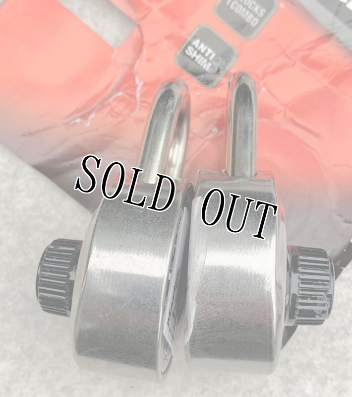 画像5: 米軍放出品 Master Lock マスターロック ダイヤル式南京錠 1500T 2個セット (5)