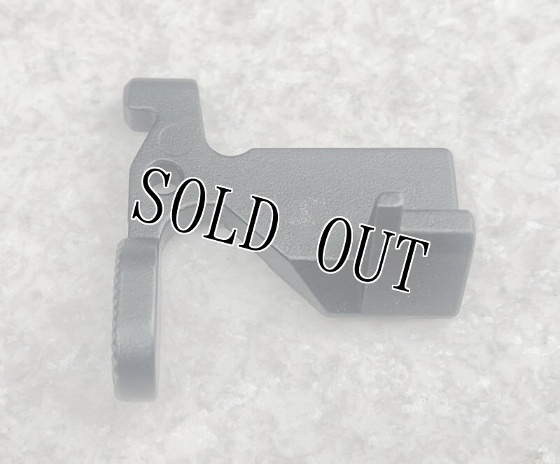 画像3: 米軍実物  Brownells 製 ボルトキャッチ セット AR15 M4 M16 SR16 COLT (3)