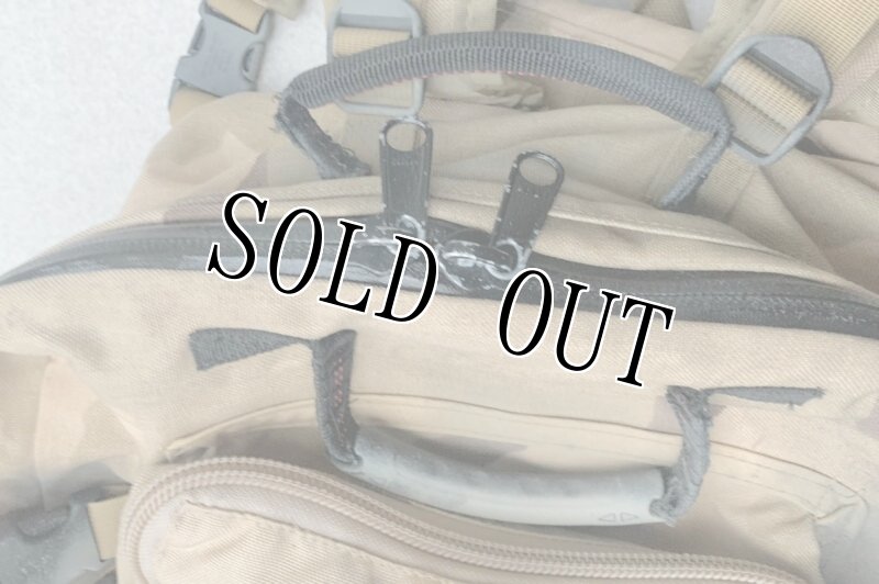 画像9: 米軍実物 U.S.Navy SEALs デザート3c バッグパック (9)