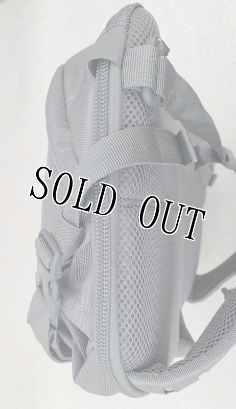 画像4: 米軍放出品 5.11 tactical covert box messenger bag (4)