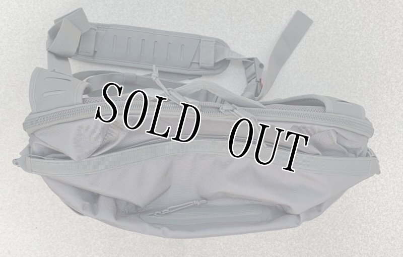 画像5: 米軍放出品 5.11 tactical covert box messenger bag (5)