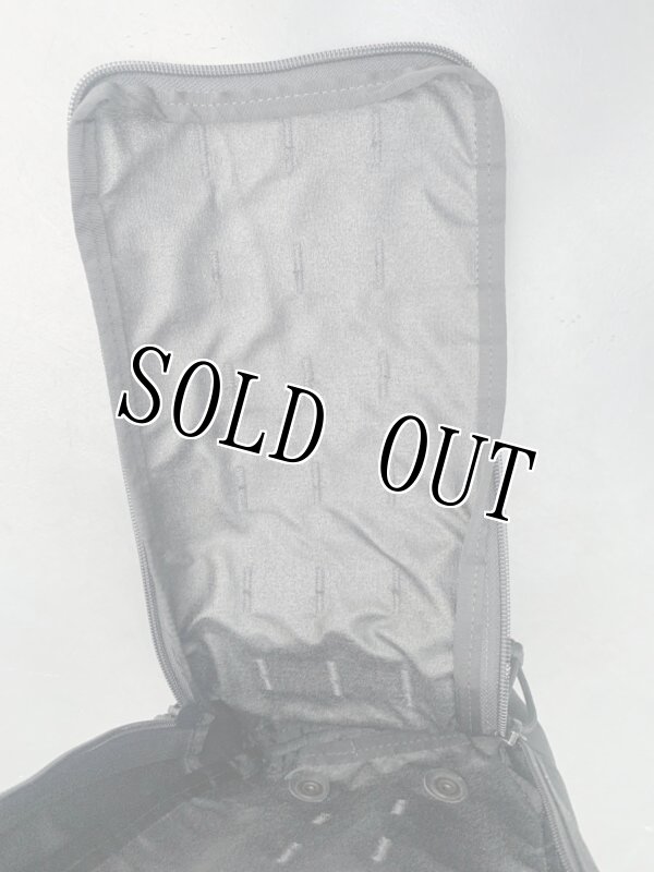 画像4: 米軍放出品 ハイドレーション ポーチ  (4)