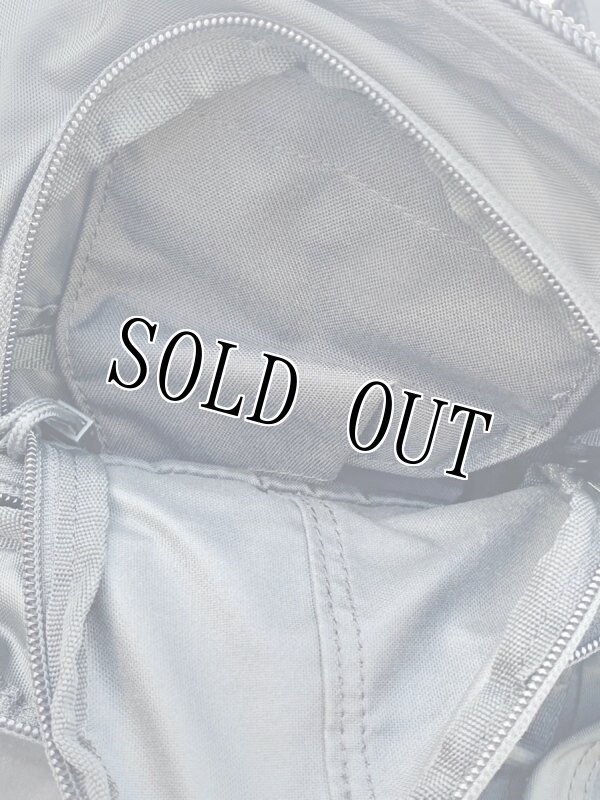 画像10: 米海兵隊放出品 5.11 TACTICAL バックパック コバート18 (10)