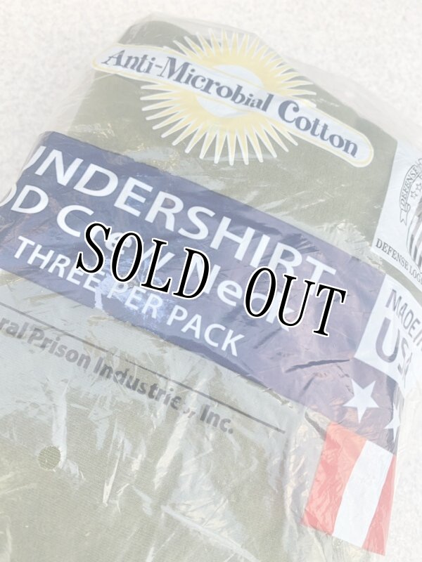 画像2: 米軍放出品 UNDERSHIRT MAN'S 3P OD LARGE (2)