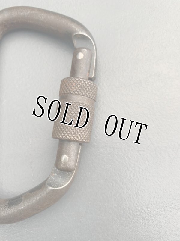 画像3: 米軍実物  OMEGA オメガパシフィック ロック付きカラビナ  (3)