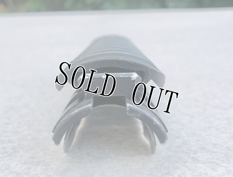 画像4: 米軍実物 KNIGHTS ARMAMENT  Lower Rail Clamp (4)