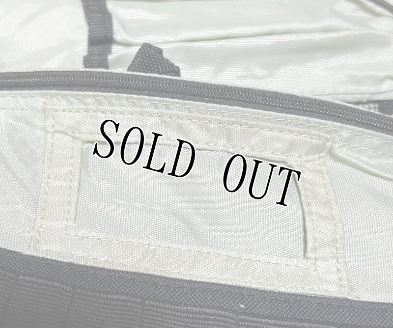 画像4: 米軍放出品 USMC SOC トラベルポーチ (4)