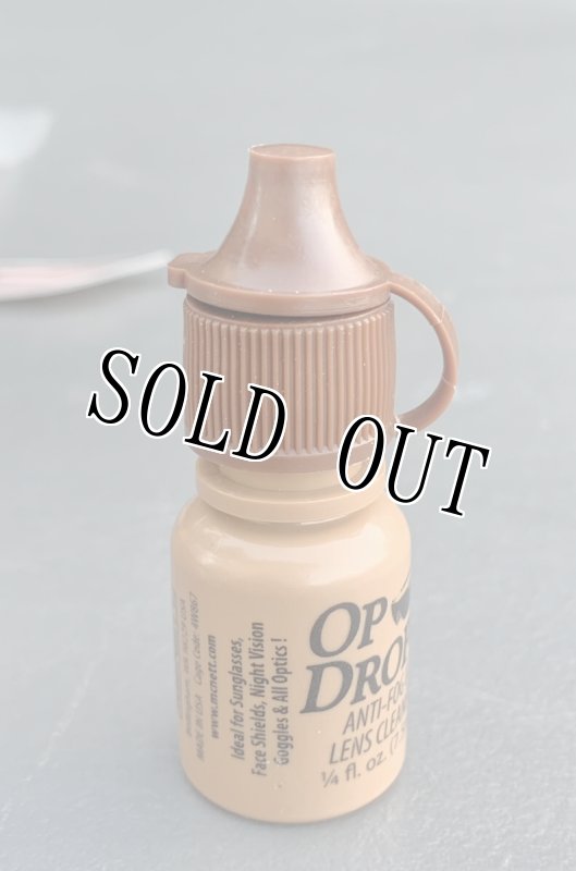 画像2: 米軍実物 CROSSBOW ESSサングラスストラップ クリーナーセット (2)