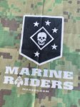 画像2: 米軍放出品 MARINE RAIDERS テクニカル ファイバーネック ウォーマー (2)