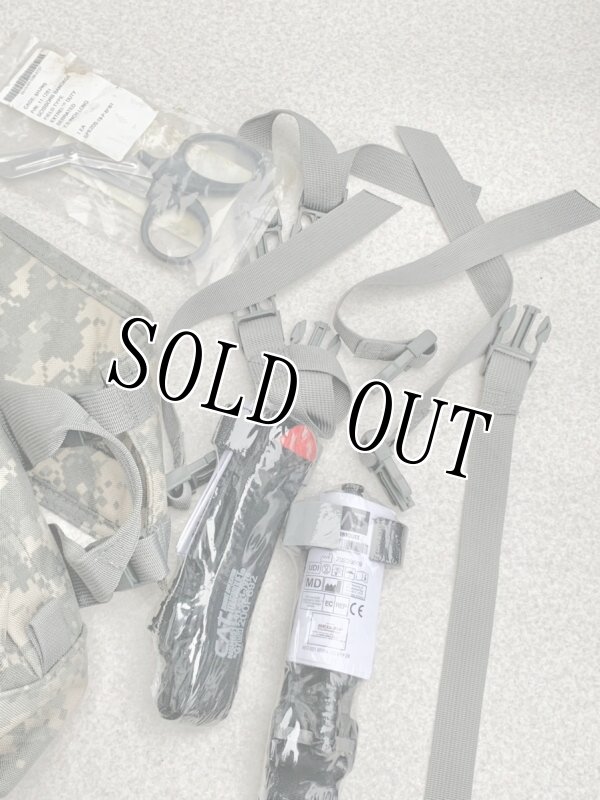 画像6: 米軍実物 コンバット ACUトラウマバック CT3 -V2 トラウマキットセット (6)