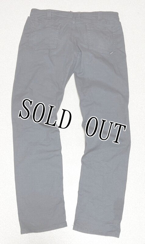 画像2: 米軍放出品 5.11 タクティカルデニムパンツ 36/34 (2)