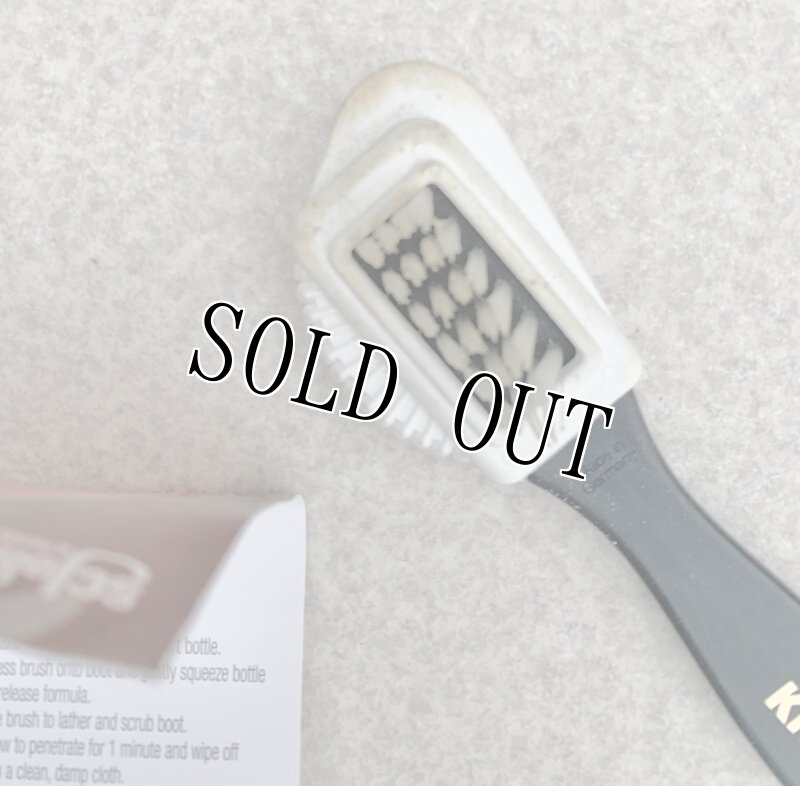 画像3: 米軍放出品 デザートブーツ クリーニングキット KIWI  (3)