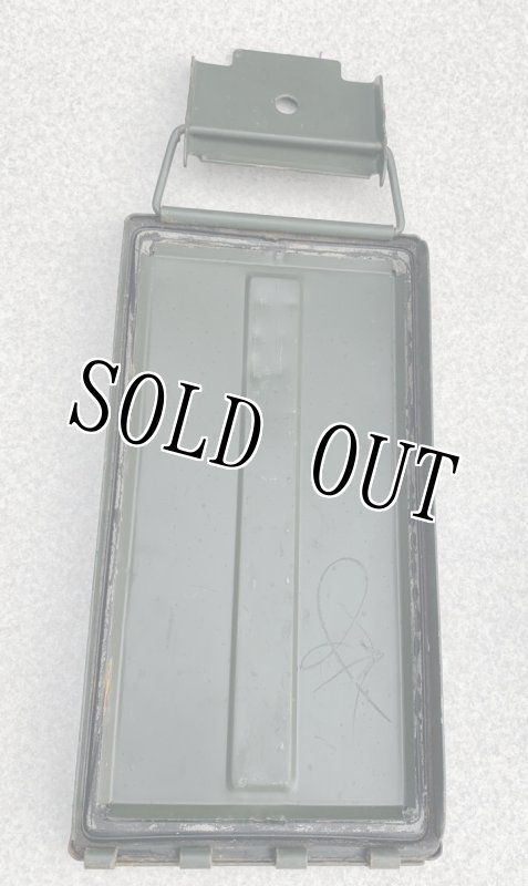 画像8: 米軍実物 アーモボックス 100 CRTG Cal 50, Linked M9 弾薬ケース  (8)