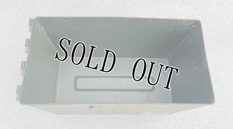 画像7: 米軍実物 アーモボックス 100 CRTG 5.56MM 弾薬ケース  (7)