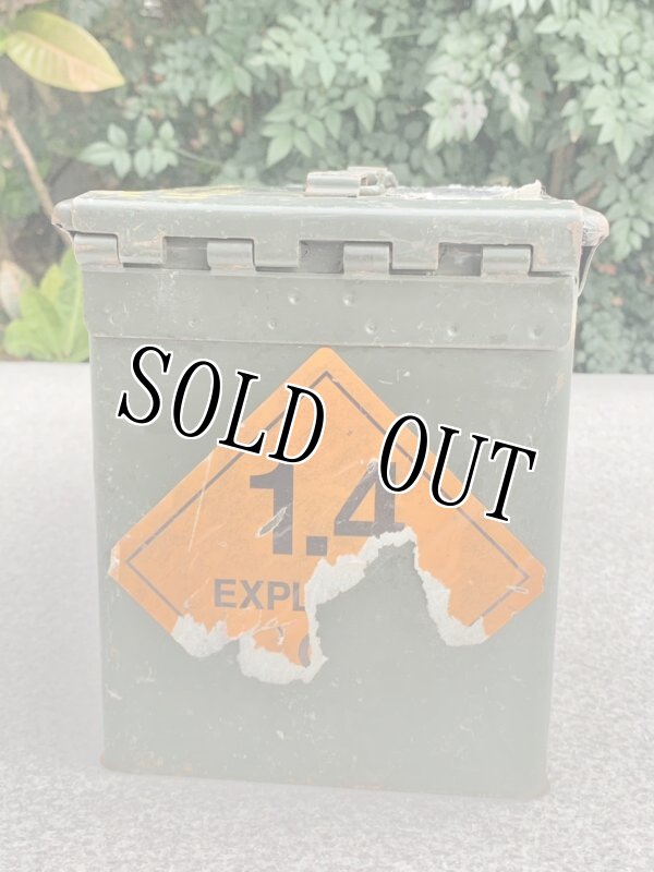 画像4: 米軍実物 アーモボックス 100 CRTG 5.56MM 弾薬ケース  (4)