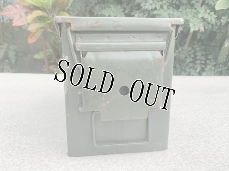 画像4: 米軍実物 アーモボックス 100 CRTG Cal 50, Linked M9 弾薬ケース  (4)