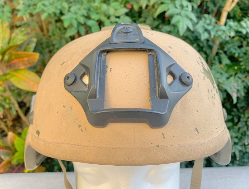 画像1: 米海軍放出品 実物 ACH スペシャル デフェンス システム ヘルメット  (1)