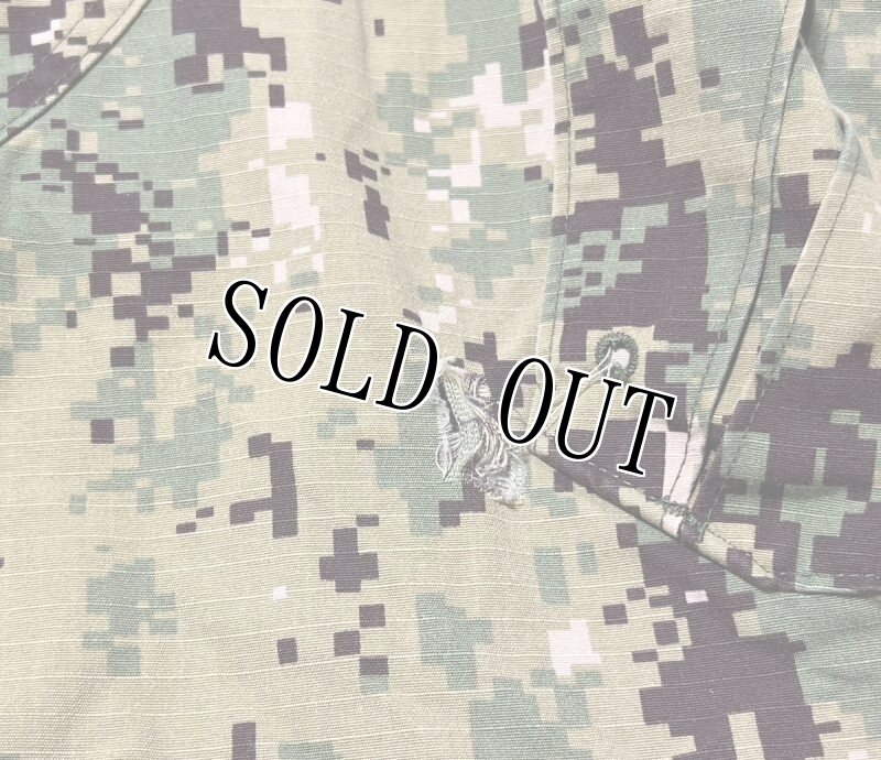 画像3: 米軍実物,US NAVY, AOR2 NUW 迷彩パンツ TYPEIII MEDIUM-REGULAR (3)