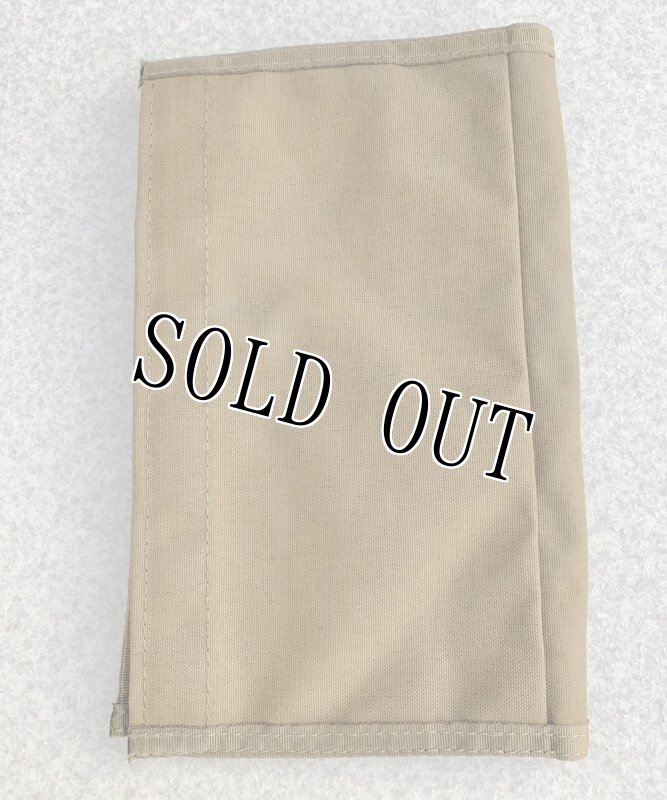 画像4: 米軍放出品 U.S.MARINE コヨーテ   ナイロン 手帳カバー (4)