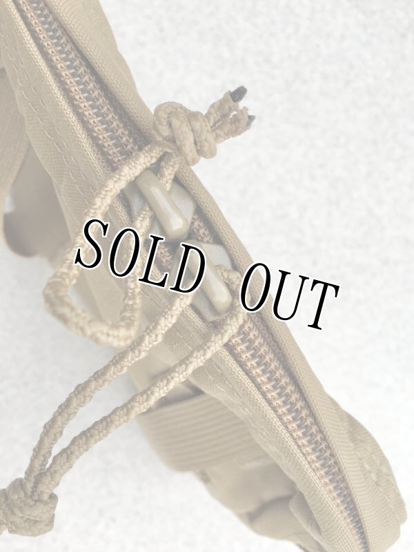 画像4: 米海軍放出品 実物 T3 GEAR ホリゾンタル ユーティリティ ポーチ (4)