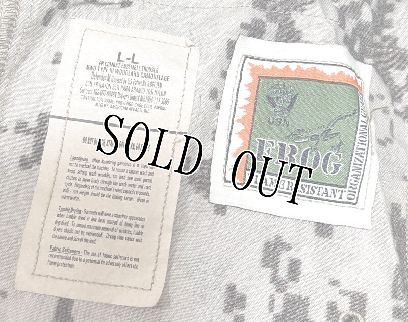 画像4: 米軍実物 FROG US NAVY, AOR2 コンバットパンツ TYPEIII L-LONG (4)
