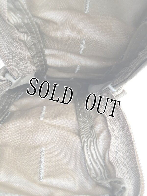 画像4: 米海軍放出品 実物 T3 GEAR アップライト ユーティリティ ポーチ (4)