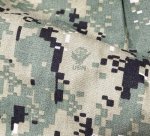 画像2: 米軍実物　FROG　US NAVY,　AOR2　コンバットパンツ　TYPEIII　M-LONG (2)