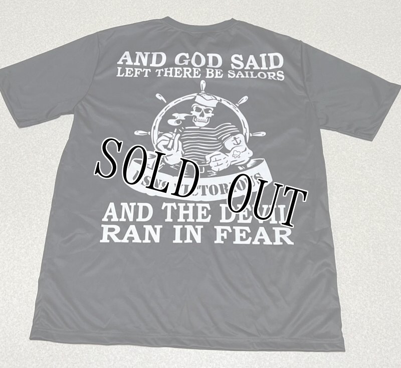 画像3: 米軍放出品 USNS VICTORIOUS Tシャツ  (3)