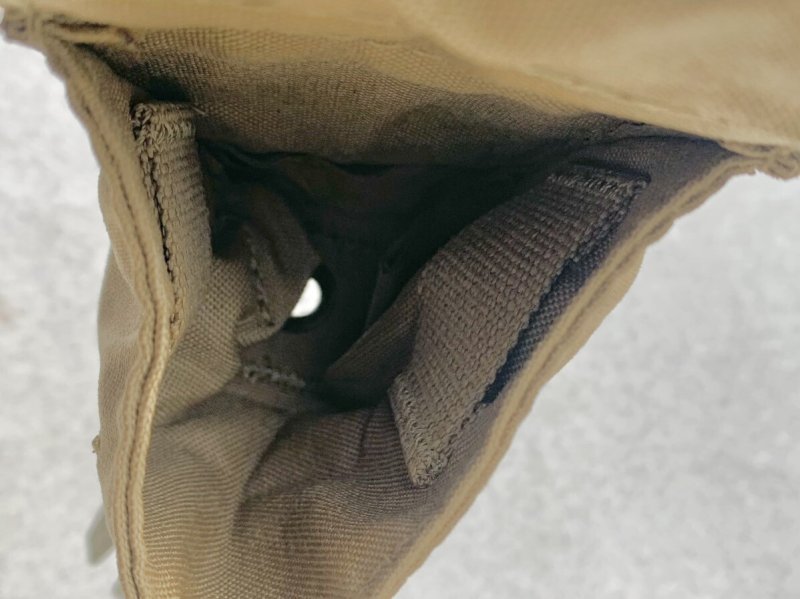 画像3: 米軍実物 T3 GEAR ハンド グレネードポーチ (コヨーテ) (3)