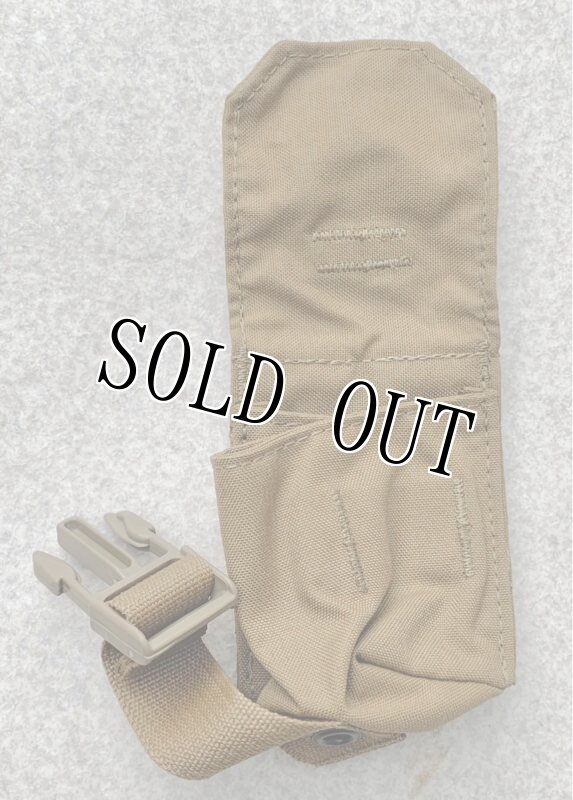 画像2: 米軍実物 T3 GEAR ハンド グレネードポーチ　(コヨーテ) (2)