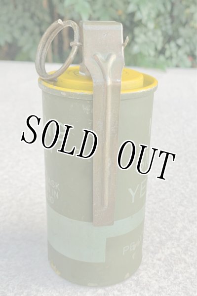 米軍実物 M18 イエロー シグナル スモーク ハンド グレネード ARMS