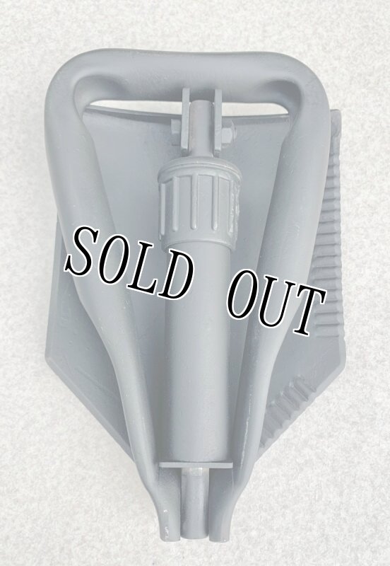 画像2: 米軍実物 US GI E-TOOL 三つ折 フォールディングショベル (ケース付き)  (2)