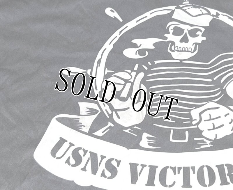 画像4: 米軍放出品 USNS VICTORIOUS Tシャツ  (4)