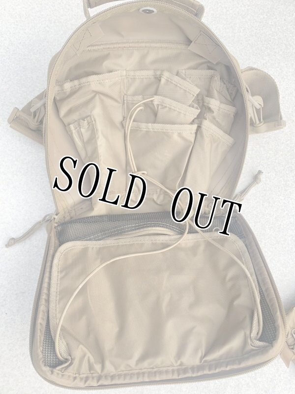 画像10: 米軍放出品 USMC SOC トラベルポーチ (10)