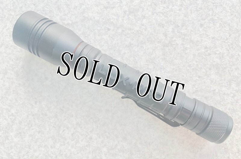 画像4: 米軍放出品 LUXPRO LP290V2 280 Lumen Compact Tactical LED フラッシュ ライト (4)