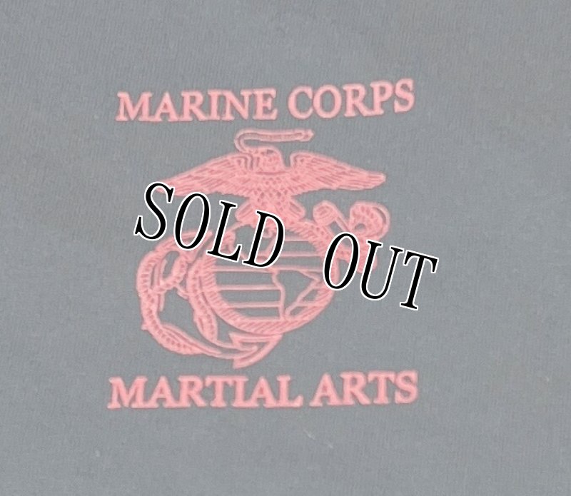 画像4: 海兵隊実物　USMC ONE MIND ANY WEAPON　Tシャツ　MEDIUM (4)